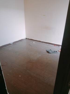 Room in 2 BHK Apartment at LandCraft River Heights, Raj Nagar Extension – for Rent