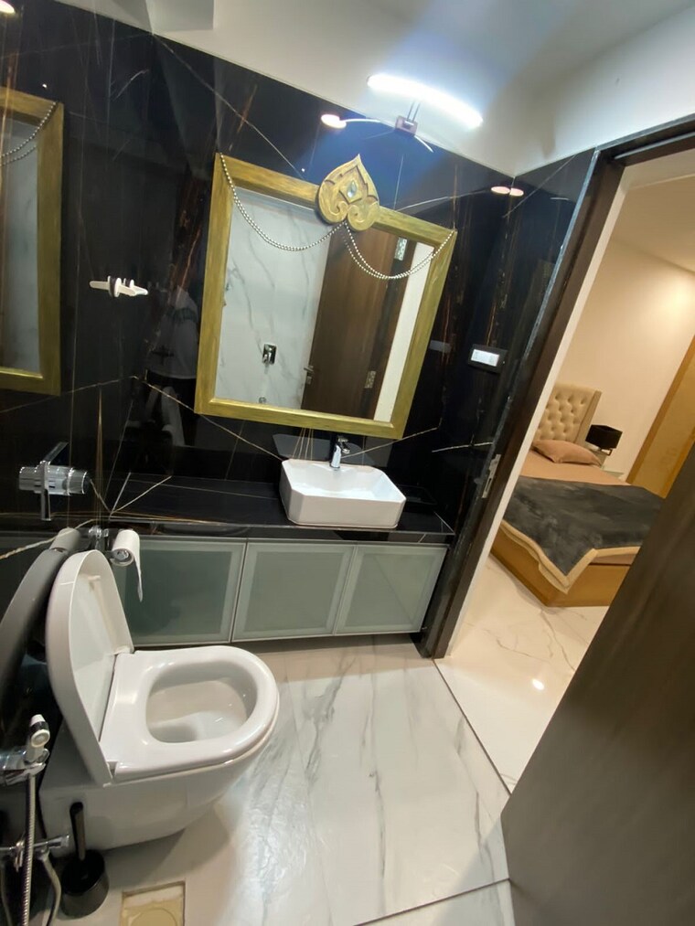 Bathroom, bandra west 3 Bedroom 1100 Sq.Ft. Apartment In Bandra West Mumbai 9505995