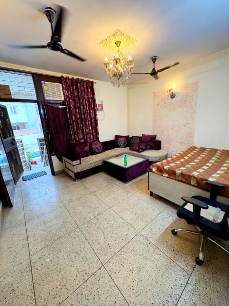Living Room, kalkaji 2 Bedroom 950 Sq.Ft. Builder Floor In Kalkaji Delhi 9506012