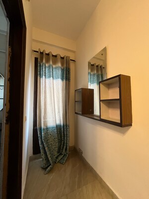 Room in 3 BHK Builder Floor at Ansal Sushant Lok I, Sector 43 – for Rent