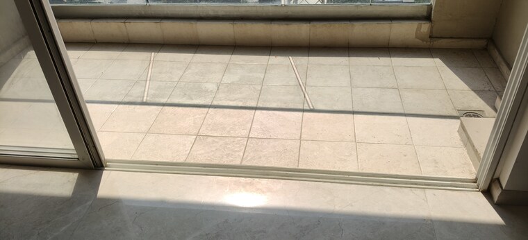 Balcony, kalpataru-radiance 3 Bedroom 1300 Sq.Ft. Apartment In Goregaon West Mumbai 9506026