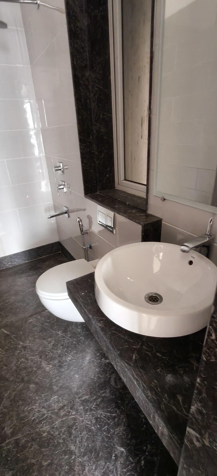Bathroom, kalpataru-radiance 3 Bedroom 1300 Sq.Ft. Apartment In Goregaon West Mumbai 9506026