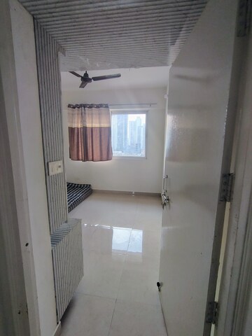 Bathroom in 1 BHK Apartment at Signature Global Golf Greens, Sector 79 – for Rent
