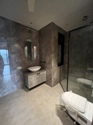 Attached Bathroom in 4 BHK Builder Floor at Ansal Sushant Lok I, Sector 43 – for Rent