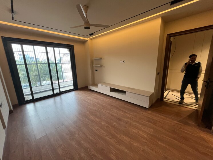 Room, ansal-sushant-lok-i 4 Bedroom 300 Sq.Yd. Builder Floor In Sector 43 Gurgaon 9506072