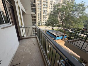 Balcony in 4 BHK Apartment at Bestech Park View City 2, Sector 49 – for Rent