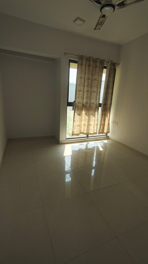 Furnished Amenities in 1 BHK Apartment at Lodha Lakeshore Greens, Dombivli East – for Rent