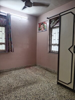 Bedroom in 2 BHK Apartment at Charai – for Rent