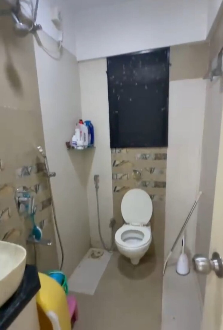 Bathroom, ashar-metro-towers 2 Bedroom 700 Sq.Ft. Apartment In Vartak Nagar Thane 9506175