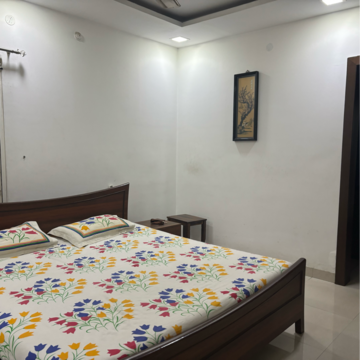 Bedroom in 3.5 BHK Builder Floor at Jubilee Hills – for Rent
