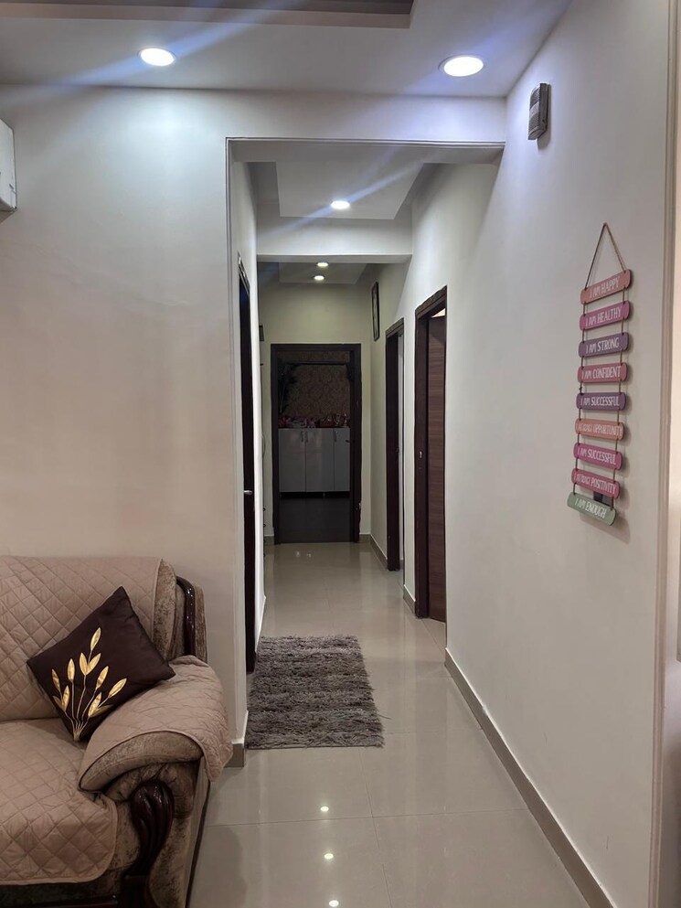 Living Room, ansal-heights-gurgaon 3 Bedroom 1770 Sq.Ft. Apartment In Sector 92 Gurgaon 9506213