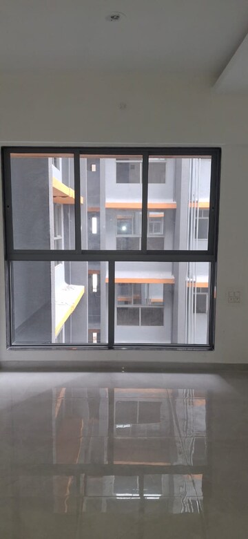 Room in 1 BHK Apartment at Nalasopara West – for Rent