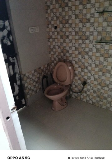 Bathroom in 2 BHK Builder Floor at Sector 41 – for Rent