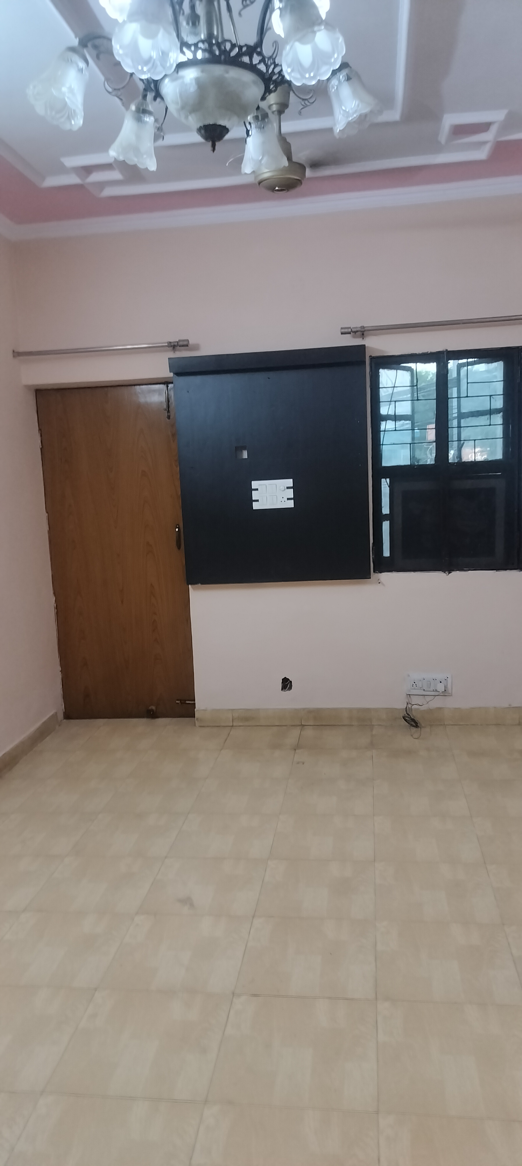 2.5 BHK + Pooja Room Apartment For Rent in Janakpuri