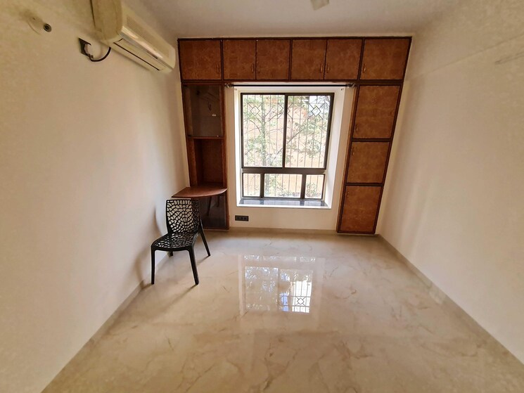 Room, lunkad-goldcoast 3 Bedroom 1600 Sq.Ft. Apartment In Viman Nagar Pune 9506282