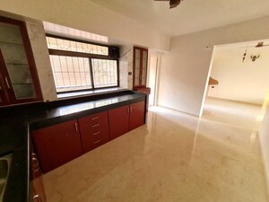 Room in 3 BHK Apartment at Lunkad Goldcoast, Viman Nagar – for Rent