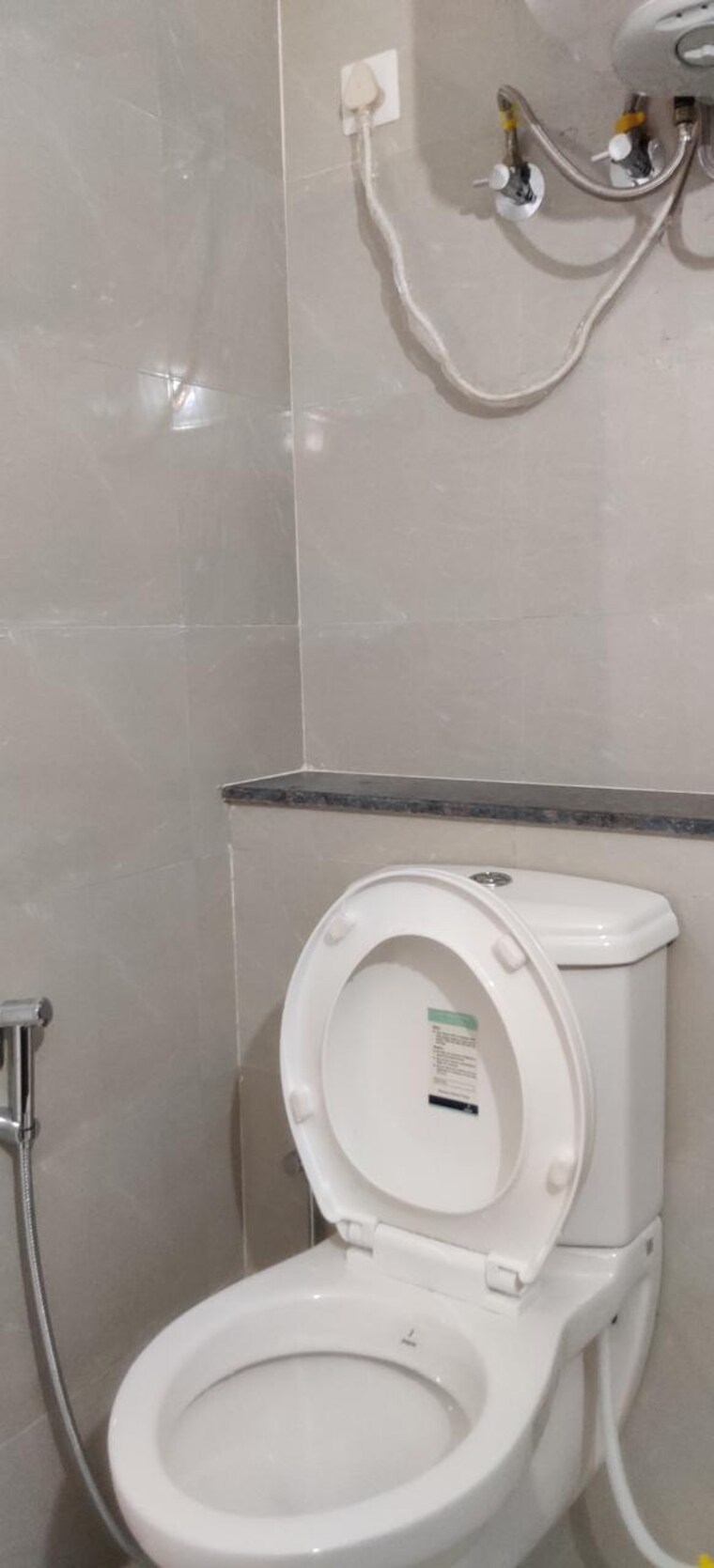 Bathroom, mamta-homes 2.5 Bedroom 1250 Sq.Ft. Apartment In Lohgarh Zirakpur 9506297