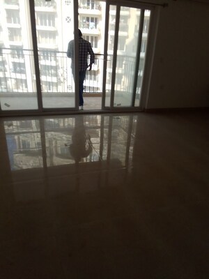 Room in 3 BHK Apartment at ATS Marigold, Sector 89a – for Rent