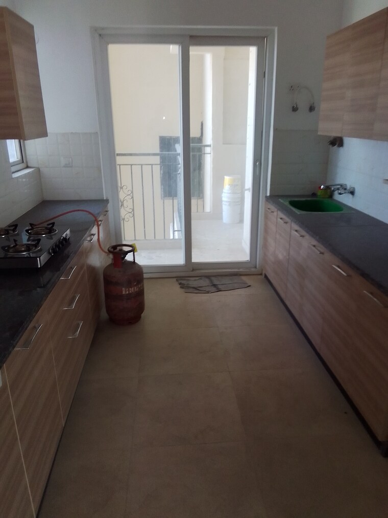 Bathroom, ats-marigold 3 Bedroom 1750 Sq.Ft. Apartment In Sector 89a Gurgaon 9506305