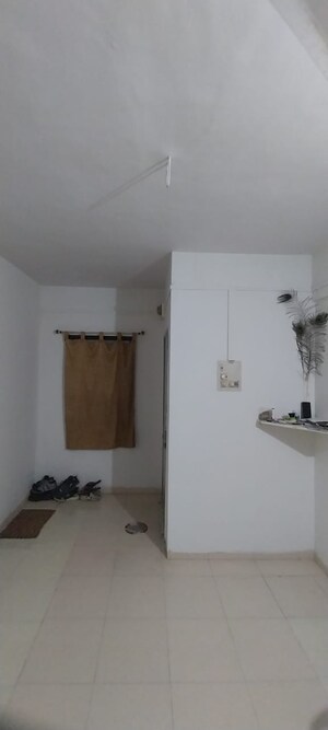 Room in 1 BHK Builder Floor at Sundar Park  CHS, Vadgaon Budruk – for Rent