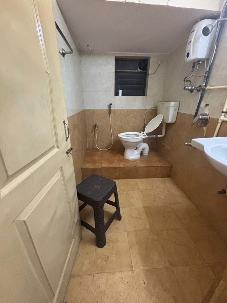 Master Bedroom, surbhi-chs-kurla 2 Bedroom 830 Sq.Ft. Apartment In Kurla East Mumbai 9506310