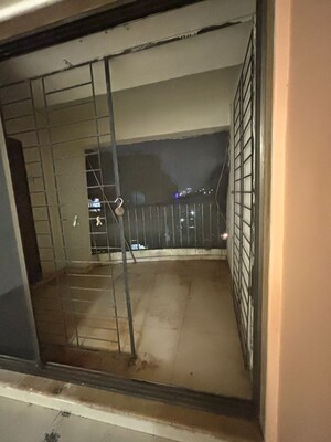 Furnished Amenities in 2 BHK Apartment at Surbhi CHS Kurla, Kurla East – for Rent