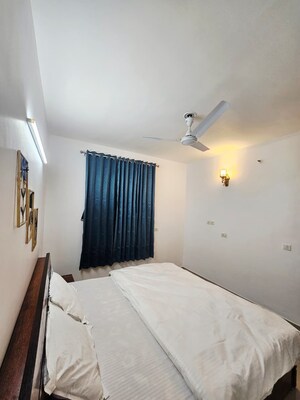 Bathroom in 3.5 BHK Apartment at Rishita Manhattan, Gomti Nagar – for Rent