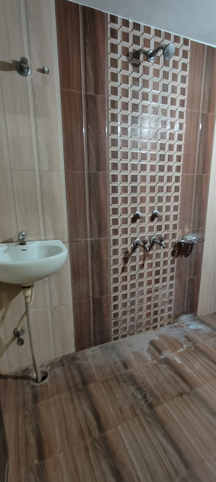 Bathroom, sunder nagar 3 Bedroom 1400 Sq.Ft. Independent House In Sunder Nagar Raipur 9506332