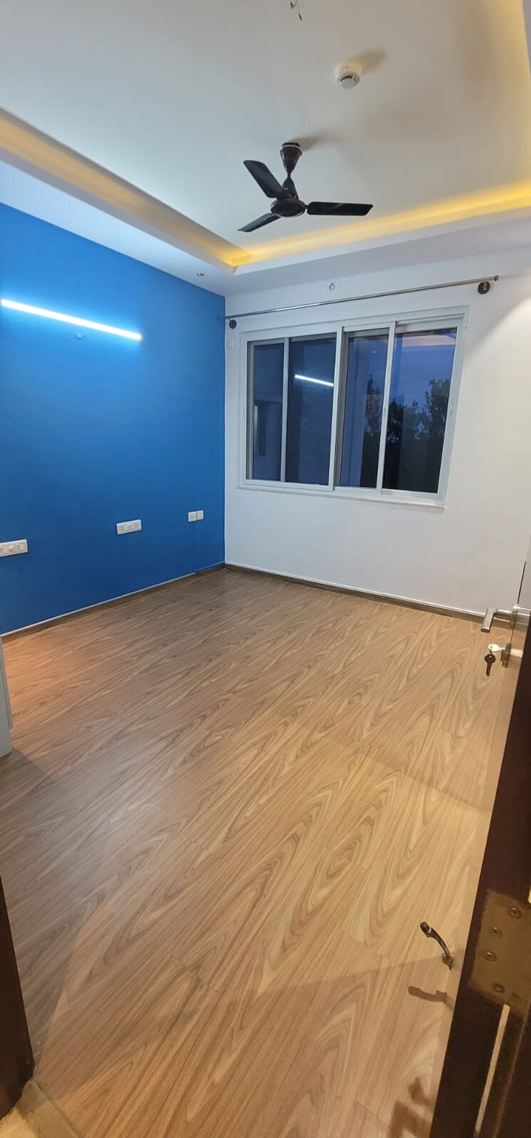 Room, prestige-misty-waters 4 Bedroom 2375 Sq.Ft. Apartment In Hebbal Bangalore 9506336