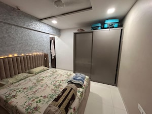 2 BHK Apartment For Rent in Ayodhya Saffron, Kurla