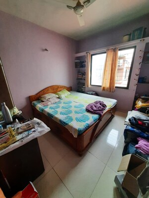 Bedroom in 1 BHK Apartment at Tingre Nagar – for Rent