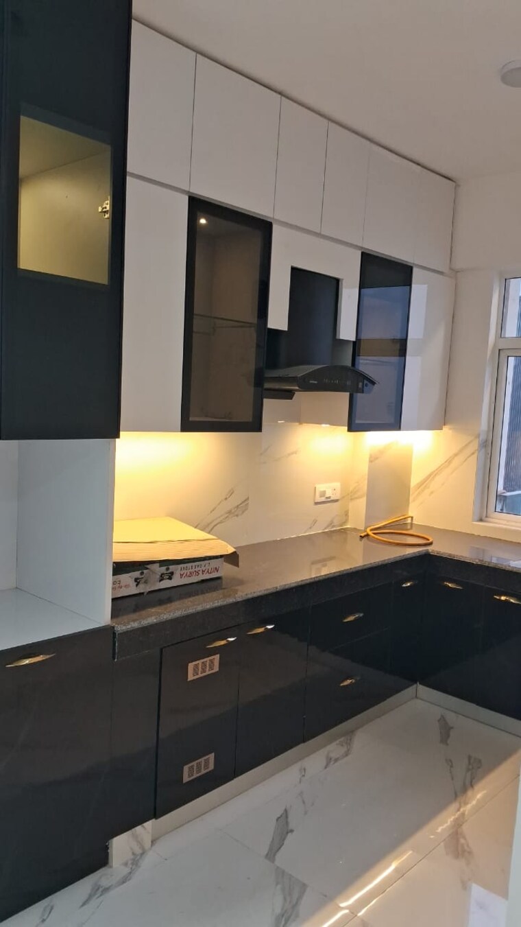 Kitchen, smart-world-gems 2.5 Bedroom 1260 Sq.Ft. Builder Floor In Sector 89 Gurgaon 9506377