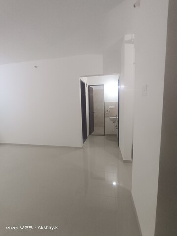 Room in 1 BHK Apartment at Yashwin Orrizonte, Kharadi – for Rent