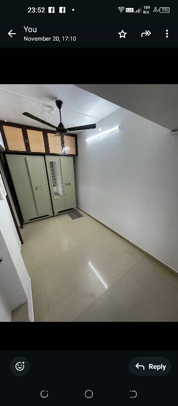Room in 2 BHK Apartment at Matunga West – for Rent