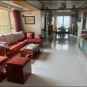 2 BHK Apartment For Rent in Karnani Gyan Ghar, Khar West
