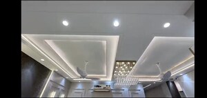 Furnished Amenities in 4 BHK Builder Floor at Dwarka Mor – for Sale