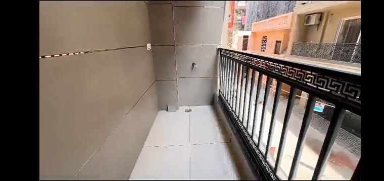 Balcony, dwarka mor 4 Bedroom 1350 Sq.Ft. Builder Floor In Dwarka Mor Delhi 9506425