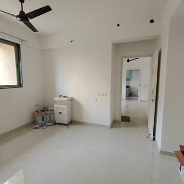 Room in 1 BHK Apartment at Paradigm Zenith Pushpanjali Residency Phase III, Ghodbunder Road – for Rent