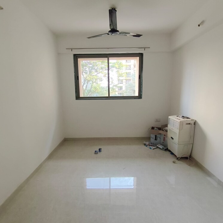 Room, paradigm-zenith-pushpanjali-residency-phase-iii 1 Bedroom 455 Sq.Ft. Apartment In Ghodbunder Road Thane 9506434