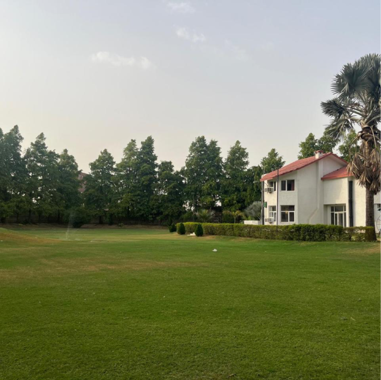 Exterior View, chattarpur 3 Bedroom 12000 Sq.Yd. Villa In Chattarpur Delhi 9506444