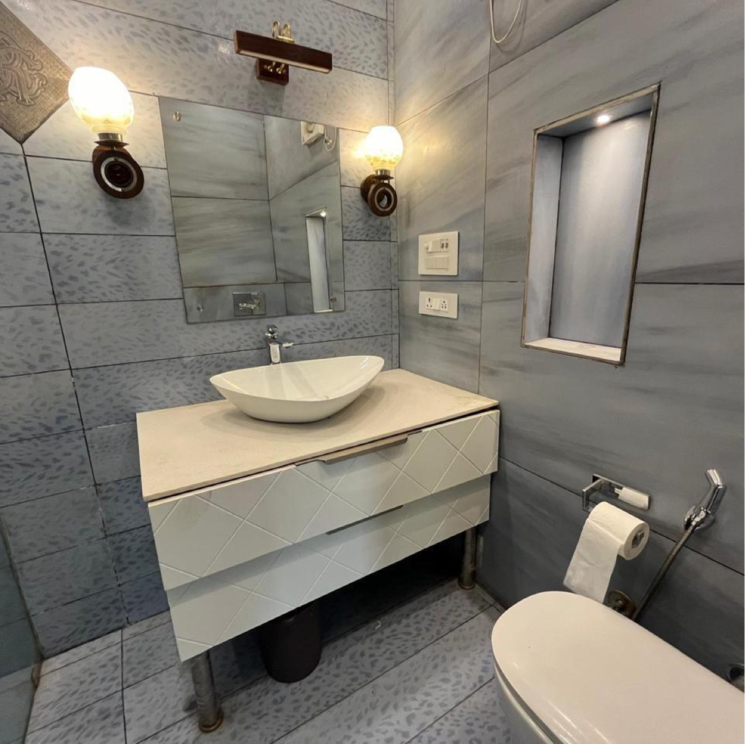 Bathroom, chattarpur 3 Bedroom 12000 Sq.Yd. Villa In Chattarpur Delhi 9506444