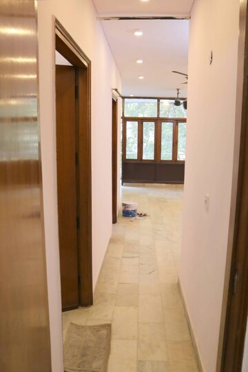 Building Lobby in 2 BHK Builder Floor at Chittaranjan Park – for Rent