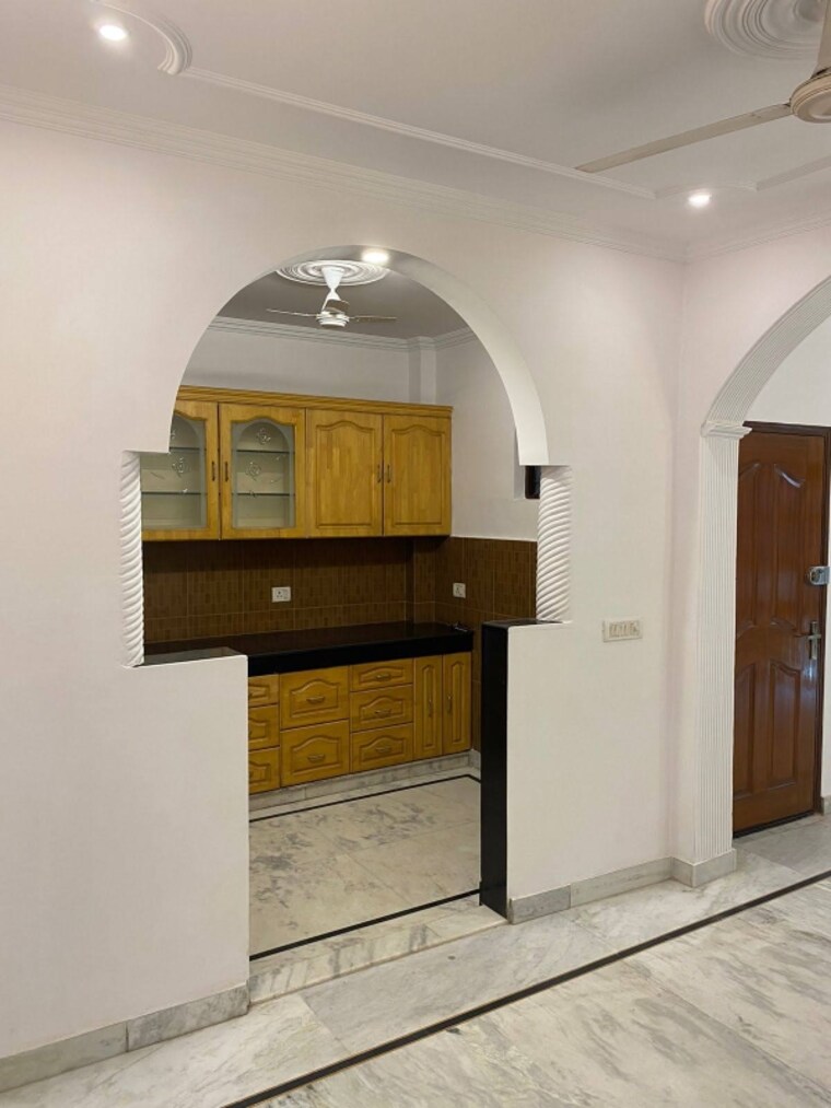 undefined, greater kailash i 2 Bedroom 1800 Sq.Ft. Builder Floor In Greater Kailash I Delhi 9506459