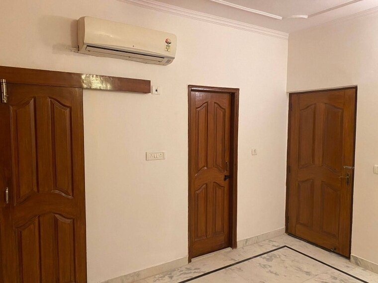 undefined, greater kailash i 2 Bedroom 1800 Sq.Ft. Builder Floor In Greater Kailash I Delhi 9506459