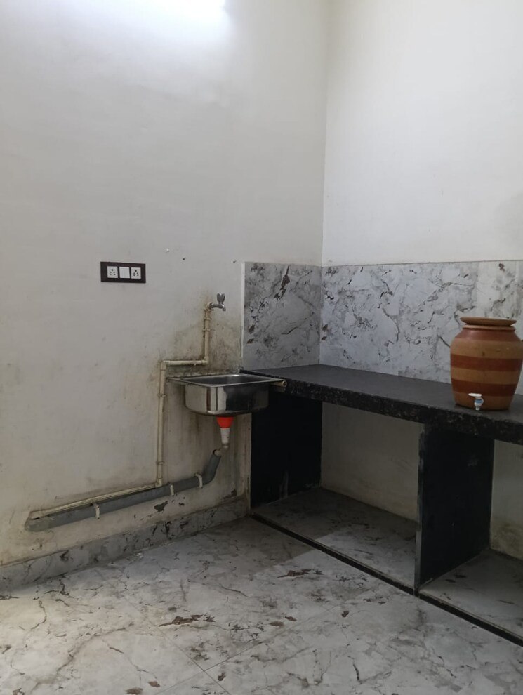 Kitchen, sunder nagar 1 Bedroom 700 Sq.Ft. Independent House In Sunder Nagar Raipur 9506478