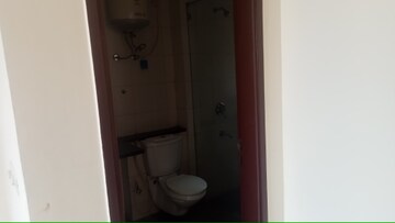  3 BHK Builder Floor at Emaar MGF Emerald Hills, Sector 65 – for Rent