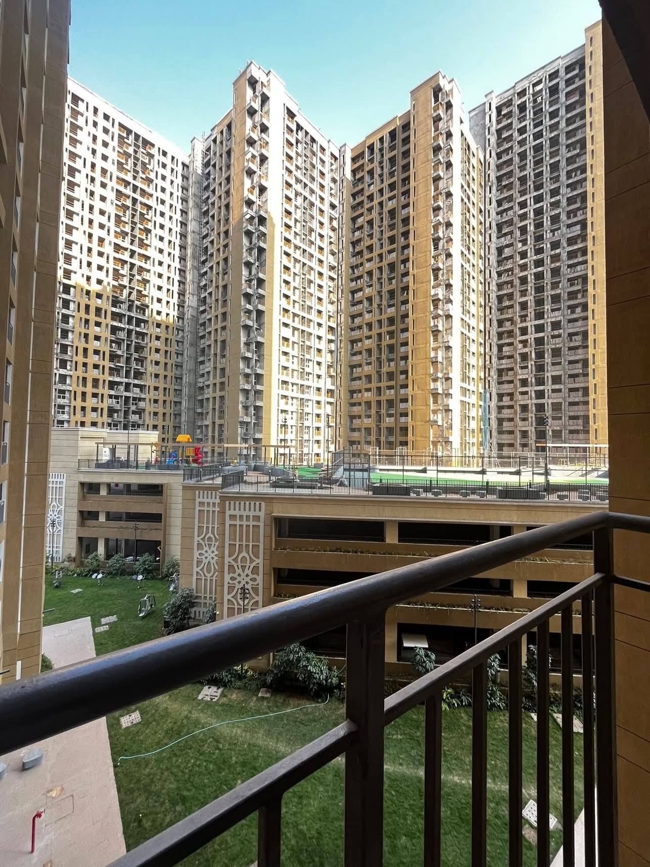 1 BHK Apartment For Rent in Godrej Park Ridge