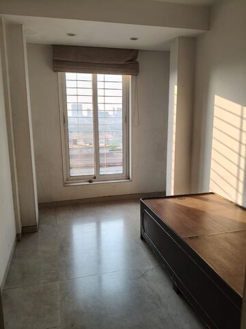 Room in 3.5 BHK Apartment at Neelsidhi Atlantis, Nerul – for Rent