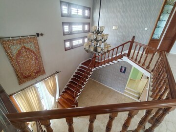 Balcony in 5 BHK Independent House at Injambakkam – for Sale