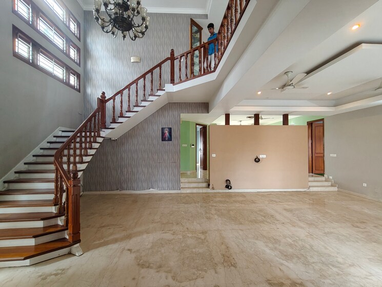 Exterior View, injambakkam 5 Bedroom 10000 Sq.Ft. Independent House In Injambakkam Chennai 9506557